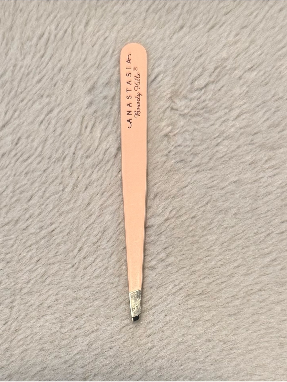 5/$25 🎆 EUC Anastasia Beverly Hills Pink Tweezers